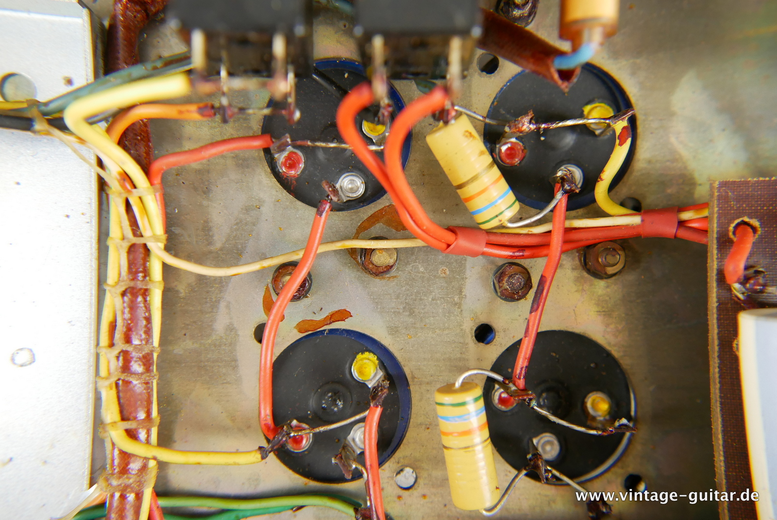 img/vintage/5441/Marshall_JMP_1992_Super_Bass_black 1970-029.JPG